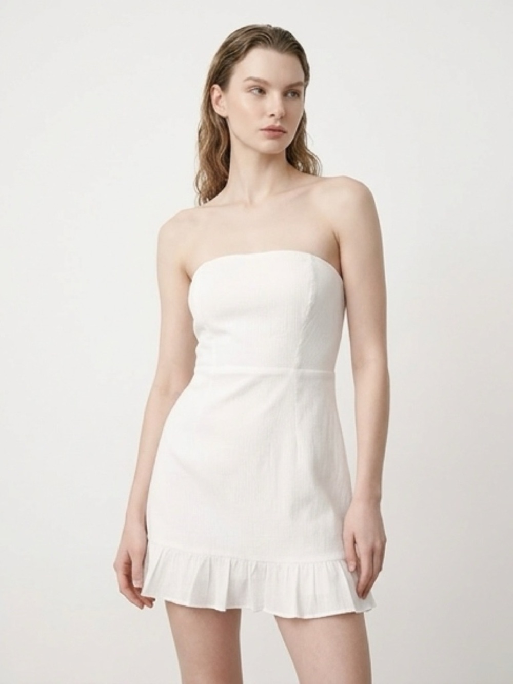 Lulus White Strapless Mini Dress L Ruffle Hem • Summer/Vacation